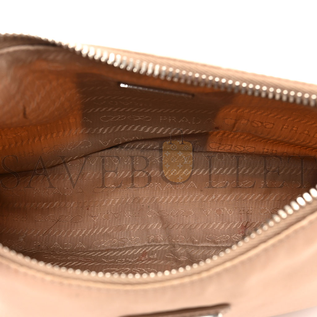PRADA NYLON RE-EDITION 2005 SHOULDER BAG CAMMEO (22*13*6cm) PRADA NYLON RE-EDITION 2005 SHOULDER BAG CAMMEO (22*13*6cm)