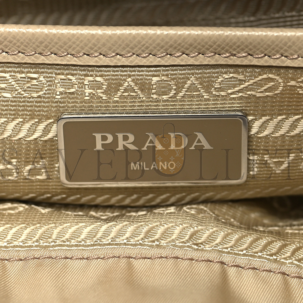 PRADA NYLON SAFFIANO MEDIUM BACKPACK DESERTO (30*30*15cm) PRADA NYLON SAFFIANO MEDIUM BACKPACK DESERTO (30*30*15cm)