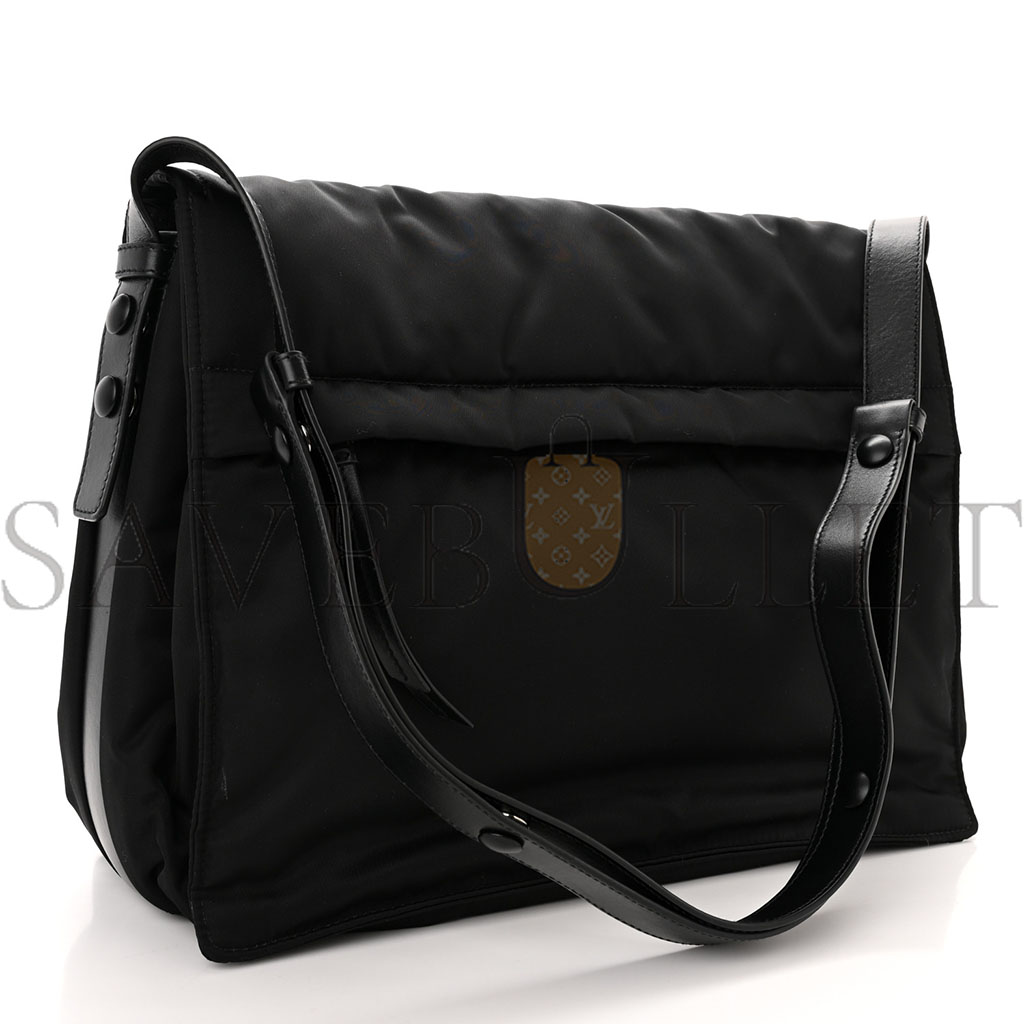PRADA RE-NYLON SMALL PADDED SHOULDER BAG BLACK (36*29*15cm) PRADA RE-NYLON SMALL PADDED SHOULDER BAG BLACK (36*29*15cm)