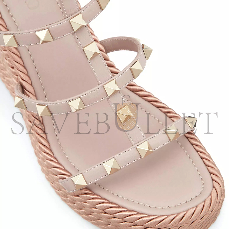 VALENTINO ROCKSTUD ANKLE STRAP WEDGE SANDALIN CALFSKIN LEATHER 95MM 5W2S0F95BAE_P45 VALENTINO ROCKSTUD ANKLE STRAP WEDGE SANDALIN CALFSKIN LEATHER 95MM 5W2S0F95BAE_P45